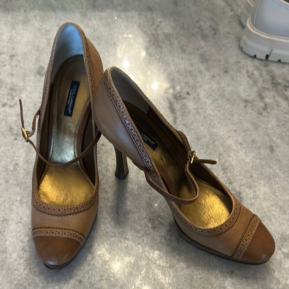 Dolce & Gabbana Tan Leather Heels